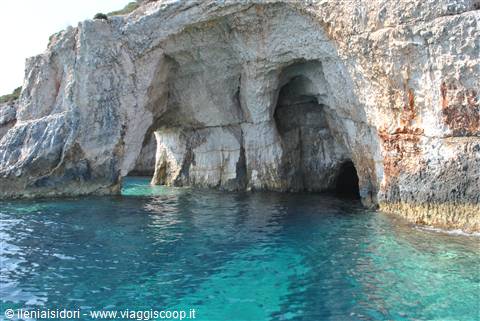 grotte azzurre di Capo Skinari a Zante