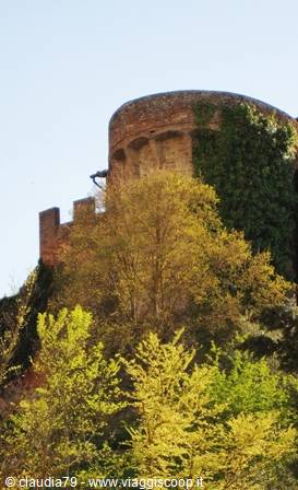 Castelli e borghi medievali in Toscana. La roccaforte di Certaldo Alto (FI) 