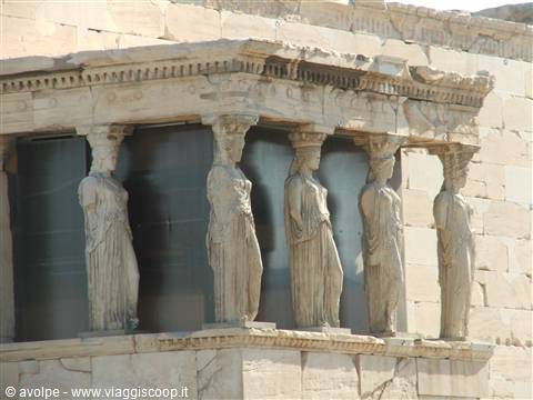 Atene,acropoli, le Cariatidi