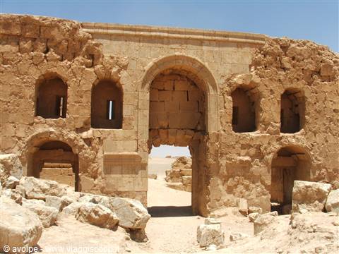 Sergiopolis, avamposto romano nel deserto