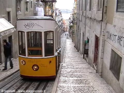 Lisbona: elevador Da Gloria