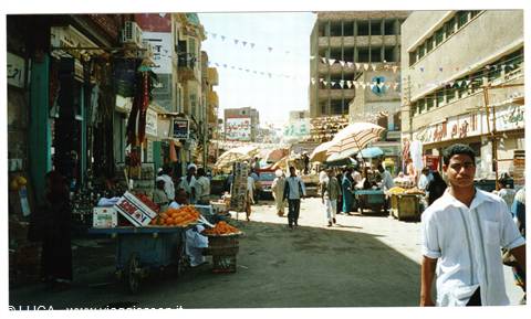 Momento di vita quotidiana ad Aswan