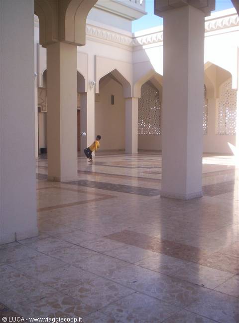 Moschea...non solo per pregare...