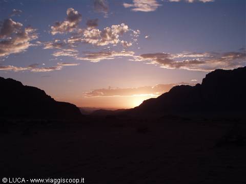 Tramonto nel Wadi Rum...