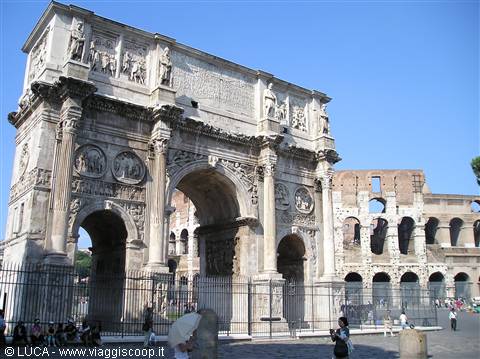 L'arco di Costantino ed il Colosseo