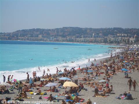 Spiaggia di Nizza a Ferragosto