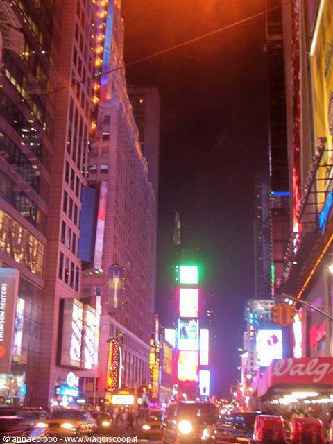 TIMES SQUARE