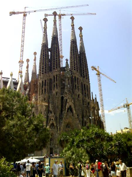Gaudi-Sagrada familia