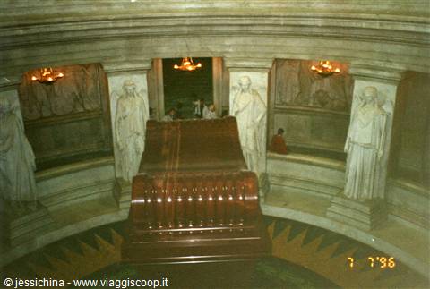 Napoleon's tomb at Les Invalides, Paris, red porphyry sarcophagus among statues