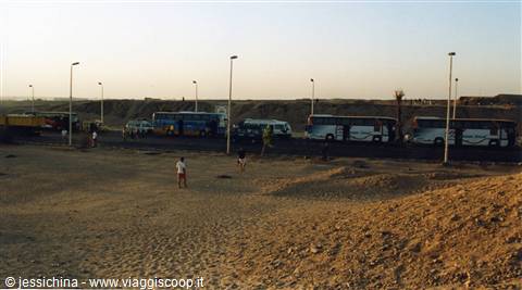 coaches heading to luxor