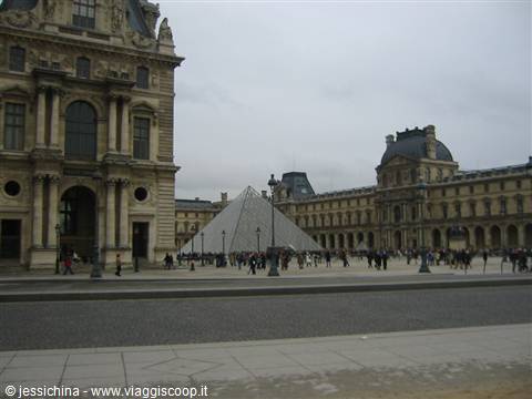 louvre