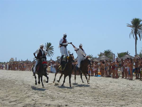 tuareg race on the beach