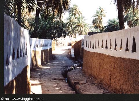 Among the alleys of Ghadames