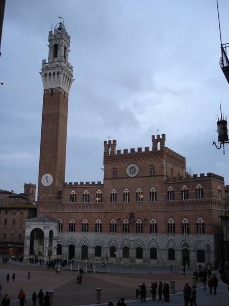 Torre del Mangia and Palazzo Pubblico under grey morning light, Siena