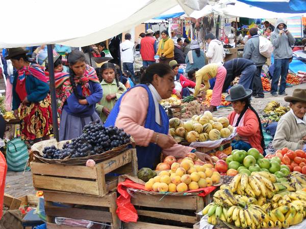 Pisac market