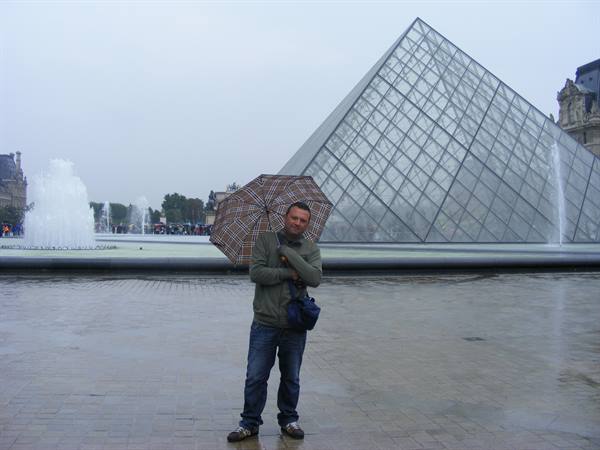 ME IN FRONT OF THE LOUVRE MUSEUM