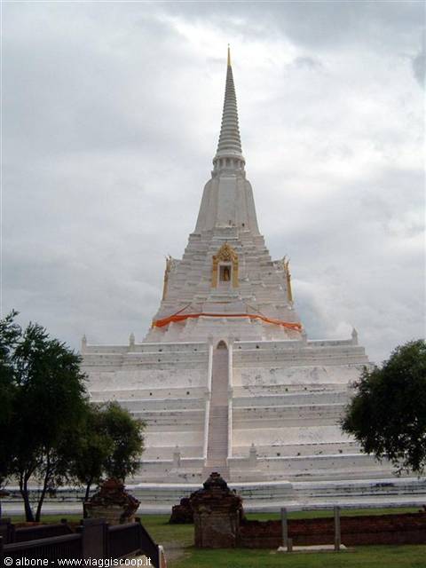 Ayuthaya - Historical Park - Temple of Phu Khao Thong