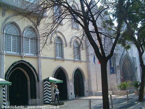 the government palace and the convento do carmo