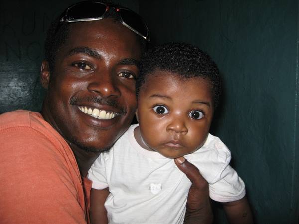 Kenya Watamu Dasha and her baby