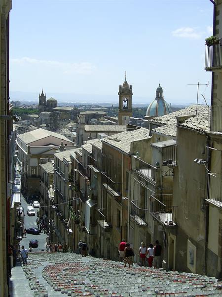 glimpse, caltagirone