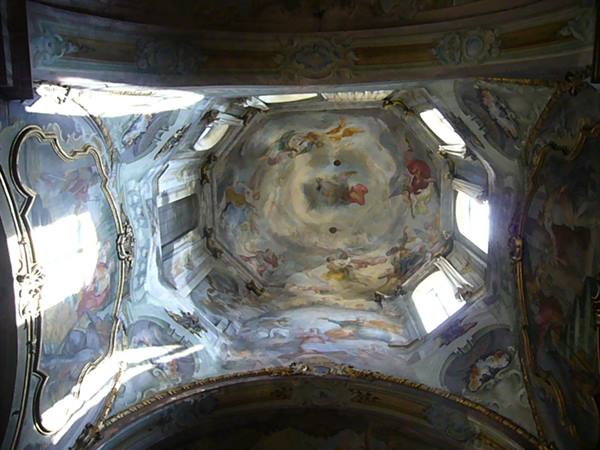ORTA - CHURCH INTERIOR