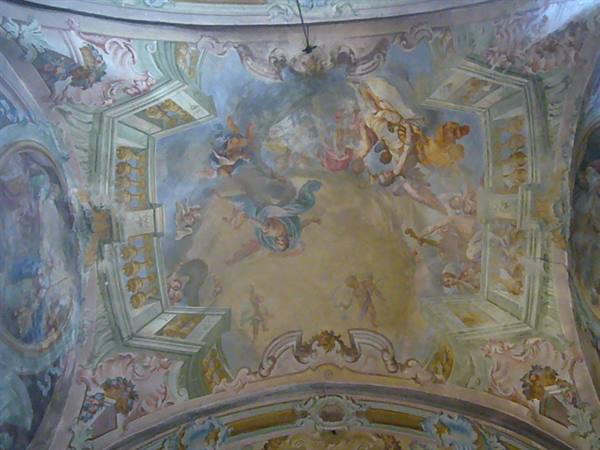 ORTA - CHURCH INTERIOR