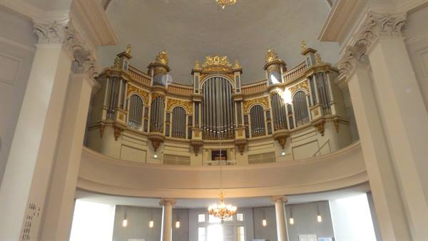INTERIOR OF THE CHRISTIAN CATHEDRAL
