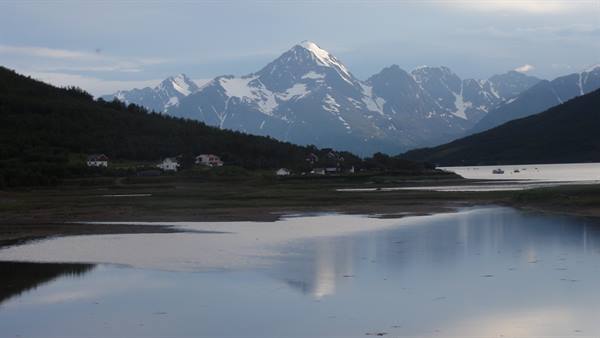 TOWARDS THE LYNGEN FJORD