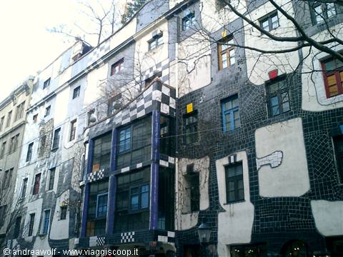 The strange buildings made by the eccentric Hundertwasser