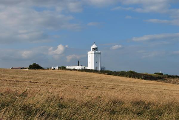 Lighthouse on the cliffs of Dover