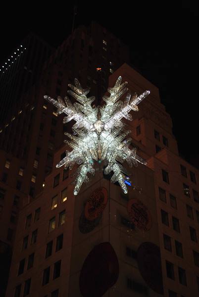 Snowflake on 5th Avenue