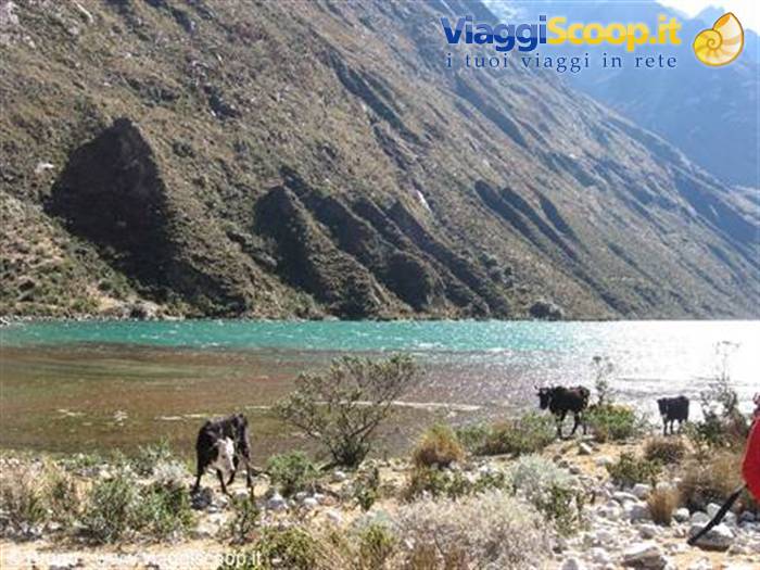Trekking in the Cordillera Blanca - Landscape of the second stage