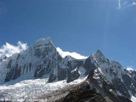 Trekking in the Cordillera Blanca - Panorama in the third stage 