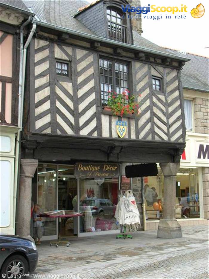 breton half-timbered house