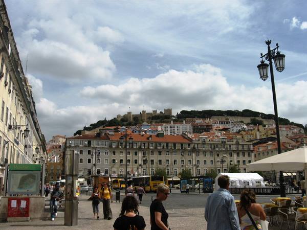 Figueira Square and the Castle of San Giorgio