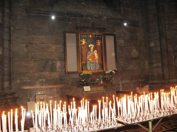 Madonna of help, pray for us!