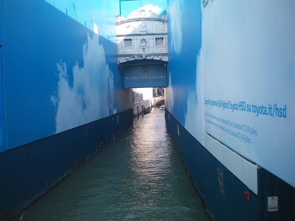 bridge of sighs