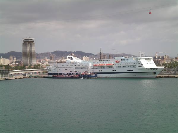 port of barcelona