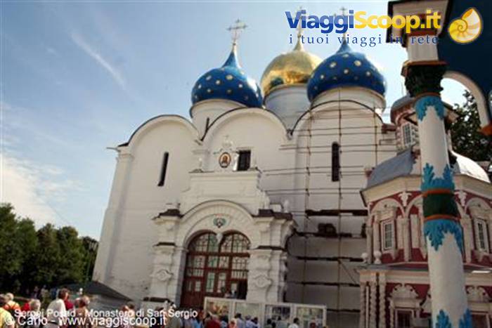 St Sergius Monastery in Sergiev Posad: blue starry domes and golden cupola