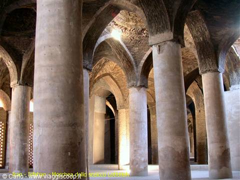 Brick column forest inside the Friday Mosque of Isfahan