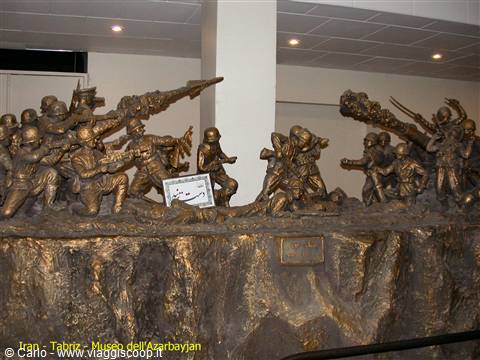 Tabriz, Azerbaijan Museum: bronze sculpture of soldiers in battle