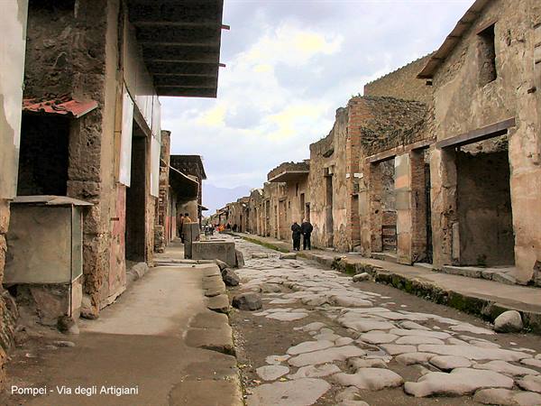 Pompeii - Street of the Craftsmen