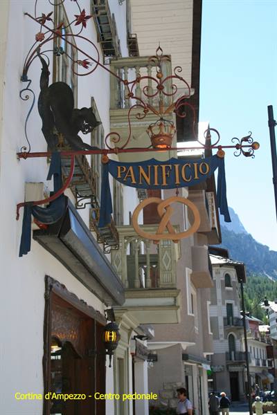 Cortina d'Ampezzo - Pedestrian centre