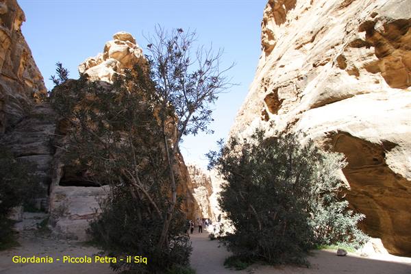 Jordan - Little Petra - the Siq