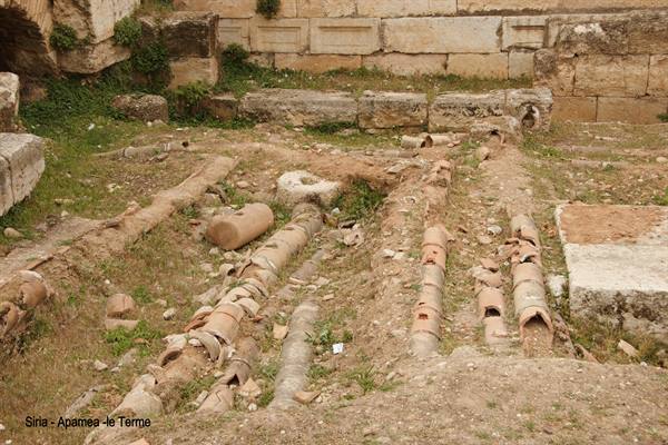 Syria - Apamea - the baths