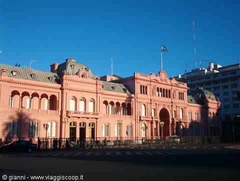 Sunset over the Casa Rosada