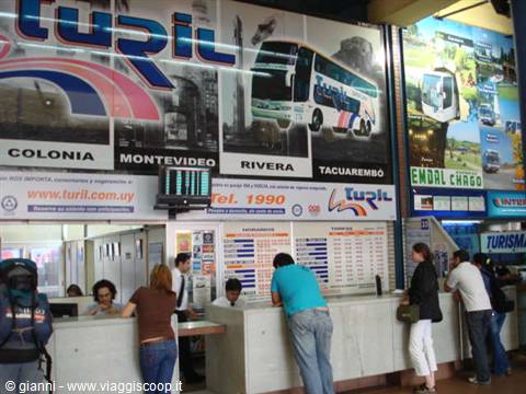 Montevideo: bus station 'Tres Cruces'.