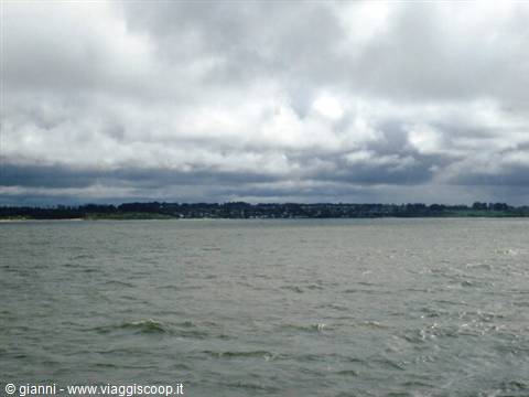 Rio de la Plata: with the Uruguayan coast in the background.