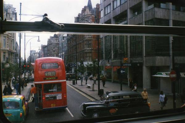 London City - Traffic on Oxford Street