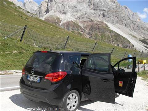 our Meriva touring the mountains